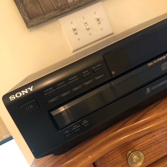 VINTAGE SONY 5-DISC Carousel CD Changer - Model # CDP-CE335 - Picture 7 of 12